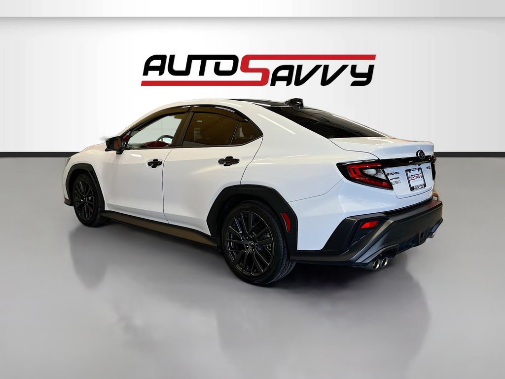 Used 2022 Ceramic White Subaru Base image 5
