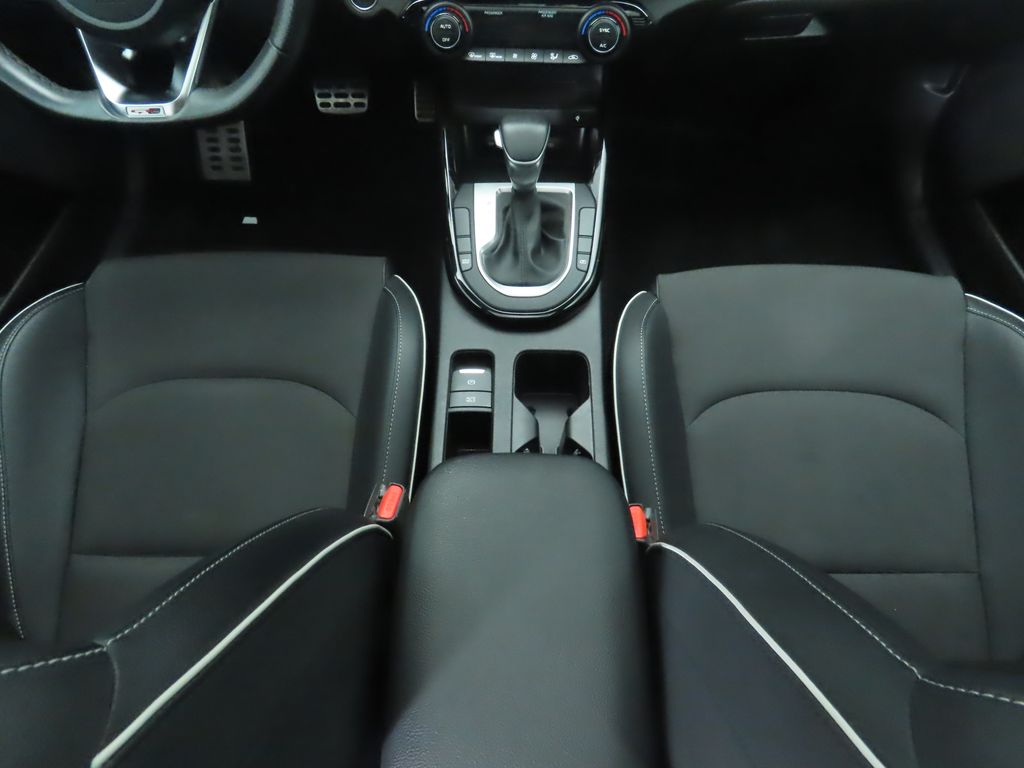 Thumbnail: 2024 Kia Forte - 17