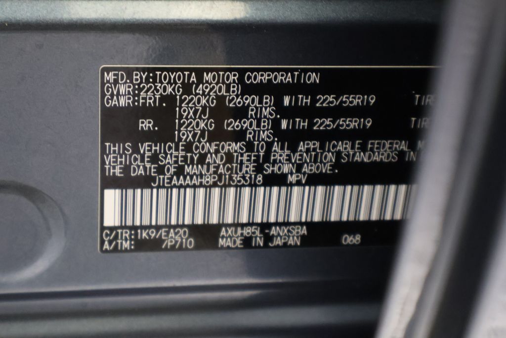 Thumbnail: 2023 Toyota Venza - 17