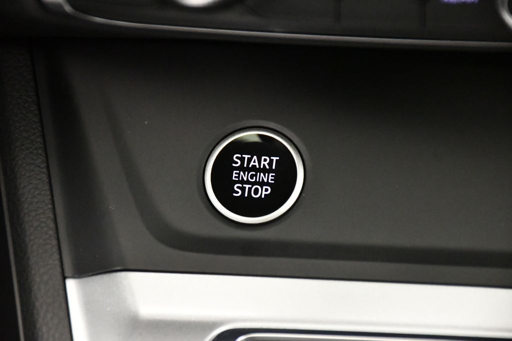 Thumbnail: 2024 Audi Q3 - 30