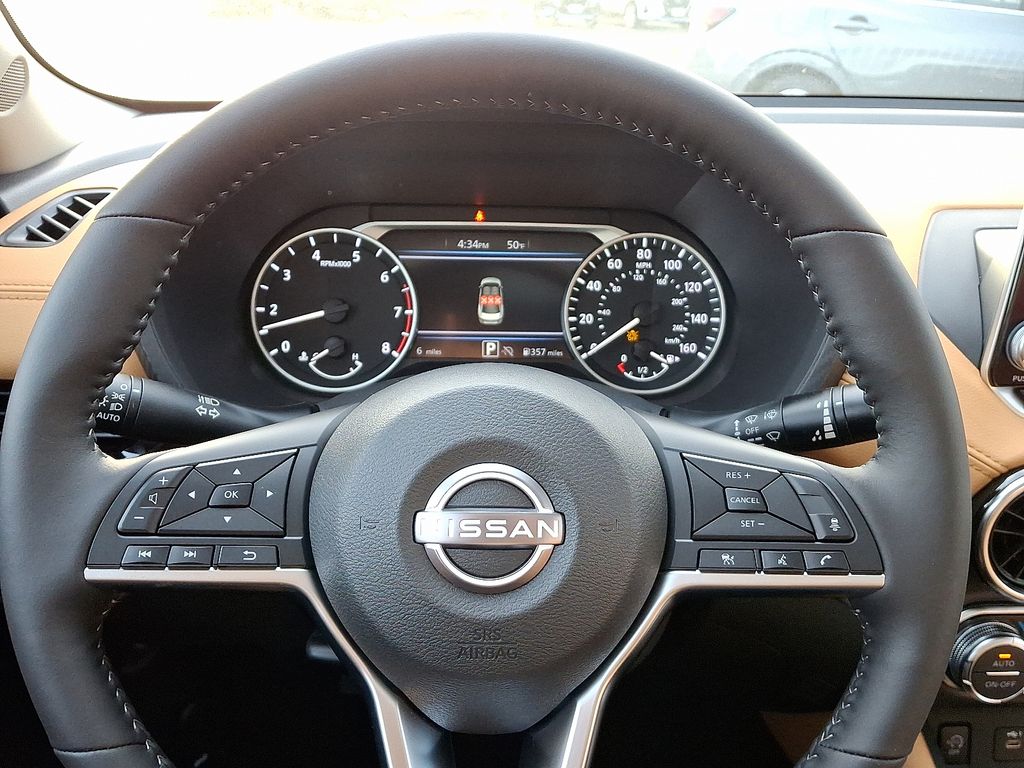 Thumbnail: 2025 Nissan Sentra - 9