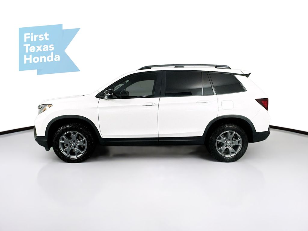 2025 Honda Passport TrailSport photo