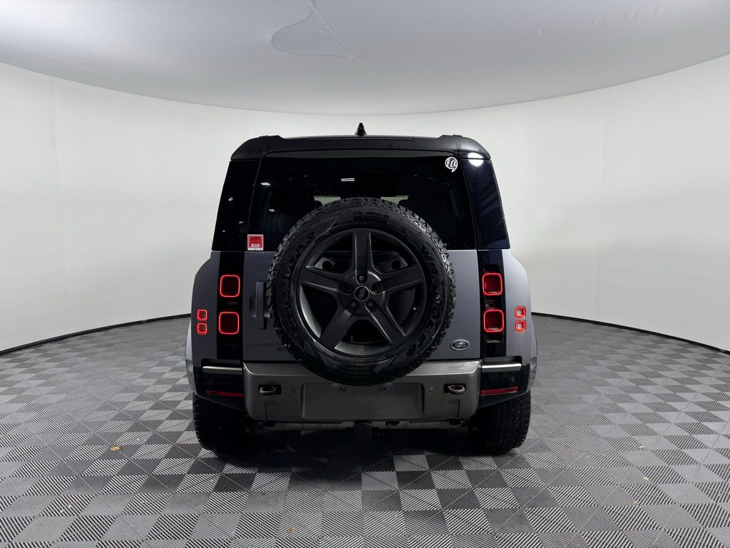 Thumbnail: 2021 Land Rover Defender - 6