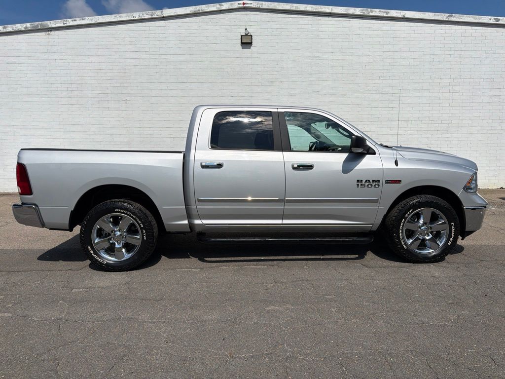 Bright Silver Clearcoat Metallic 2018 RAM 1500 Lone Star Crew Cab 4WD Pickup Truck Four-Wheel Drive 8-Speed Automatic