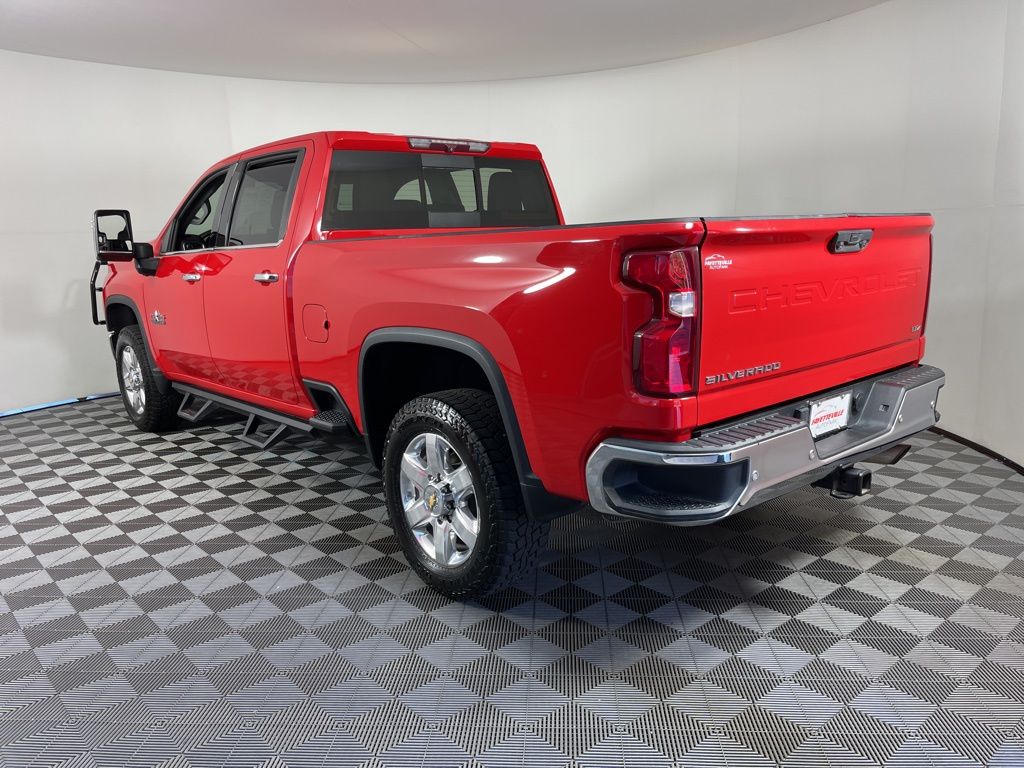 2021 Chevrolet Silverado 2500 LTZ 16