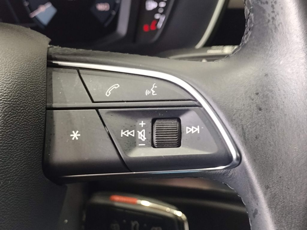 2023 Audi Q3 Premium