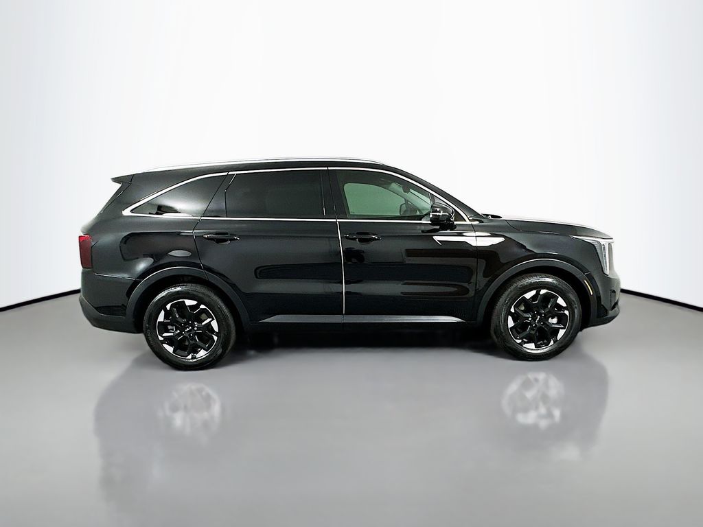 Thumbnail: 2025 Kia Sorento - 4