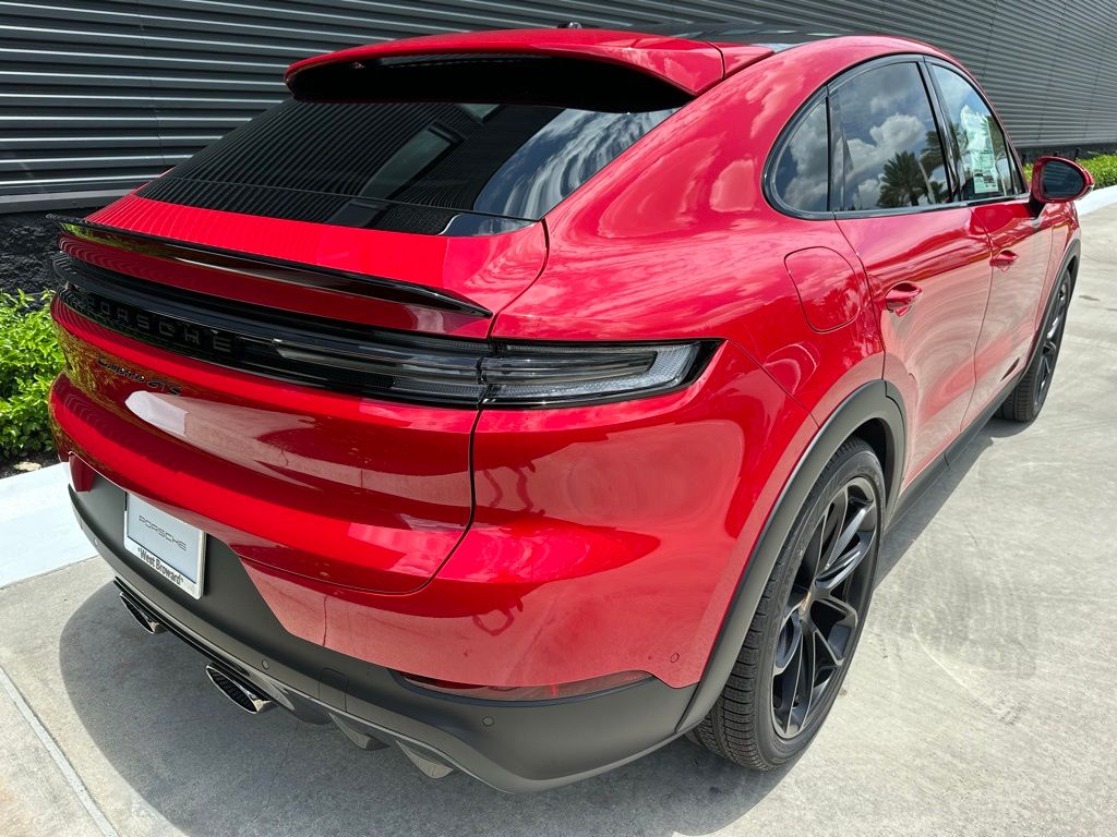 Thumbnail: 2025 Porsche  - 9