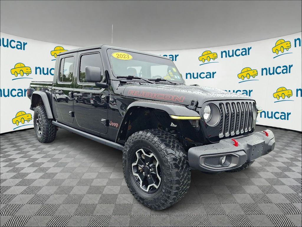 Black Clearcoat 2023 Jeep Gladiator Pickup Truck Four-Wheel Drive 8-Speed Automatic