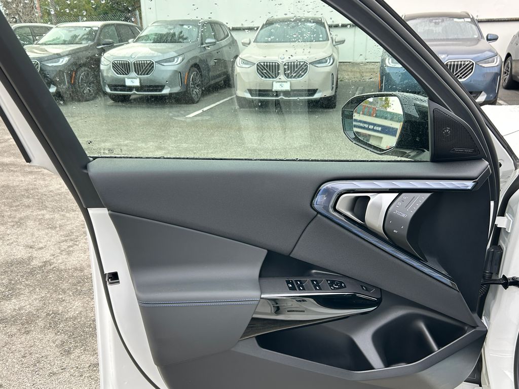 Thumbnail: 2026 BMW X3 - 11