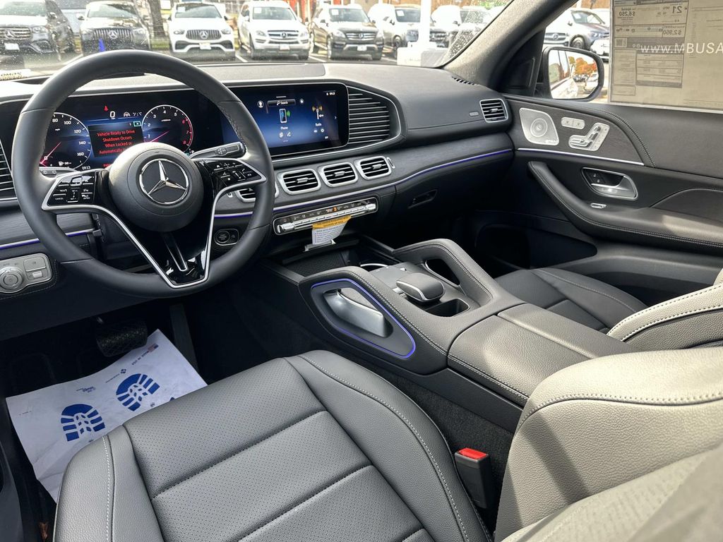 Thumbnail: 2026 Mercedes-Benz GLE - 8