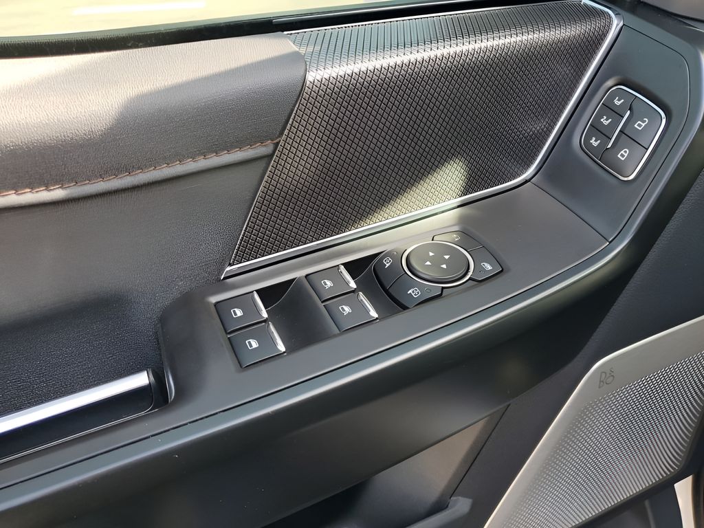 Used Car 2022 Ford F-150  Raptor For Sale Under $70,000 In Austin, Texas