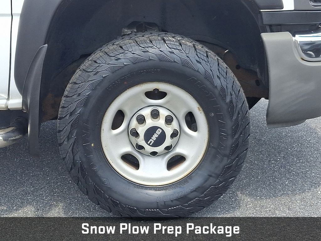 2006 GMC Sierra 2500HD Work Truck - 8