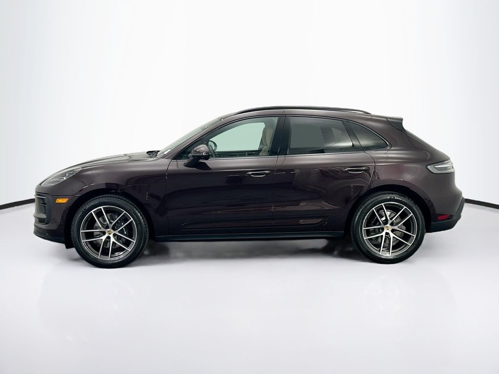 Thumbnail: 2026 Porsche Macan - 2