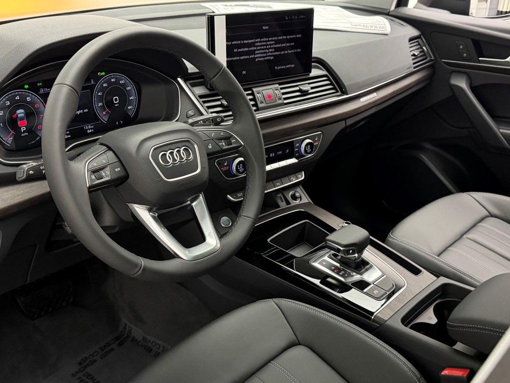 2025 Audi Q5  18