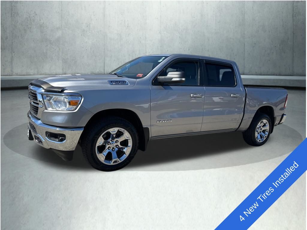 2019 RAM 1500 Big Horn/Lone Star 4x4 Crew Cab 5'7's photo