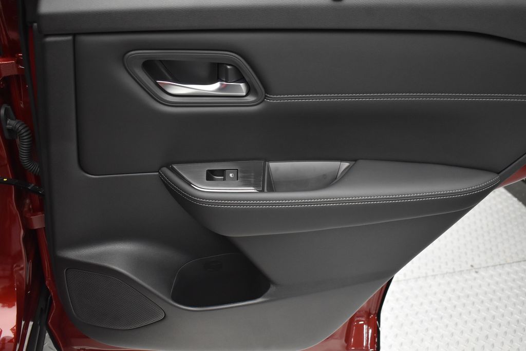 Thumbnail: 2026 Nissan Rogue - 29