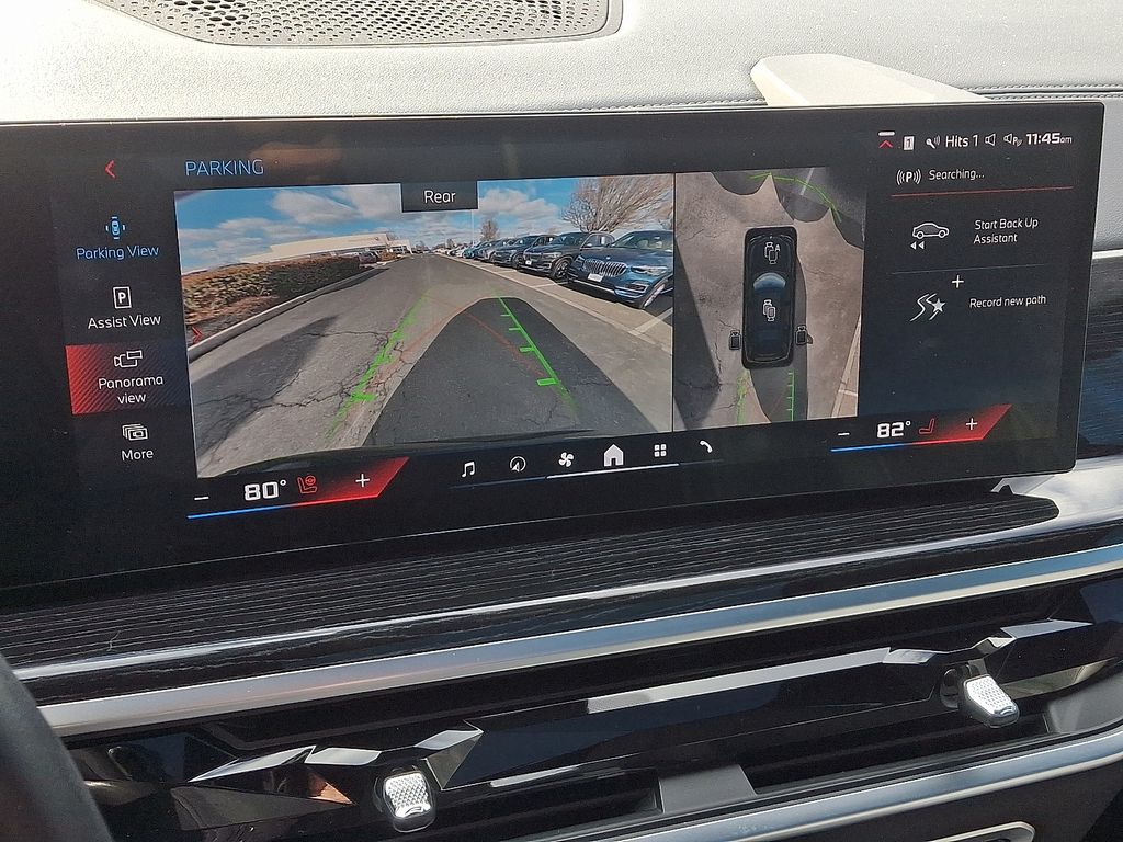 Thumbnail: 2024 BMW X7 - 21