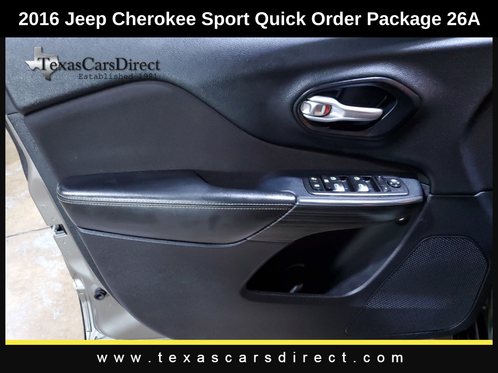 2016 Jeep Cherokee Sport 9