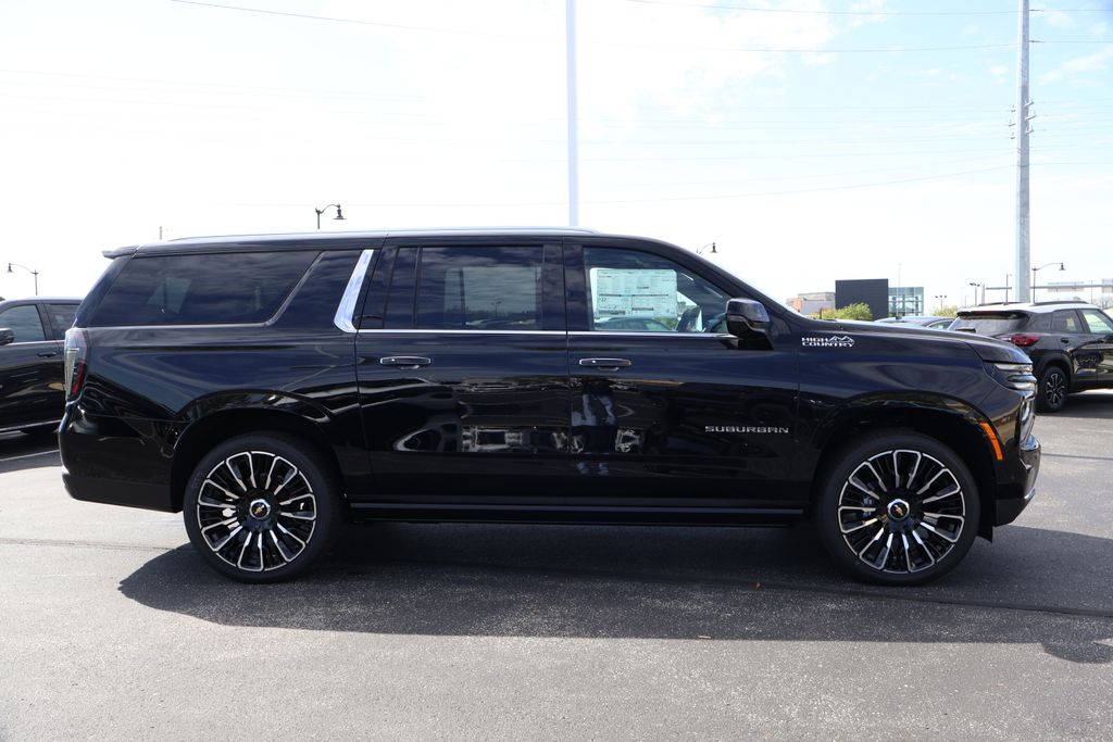 2025 Chevrolet Suburban High Country 7