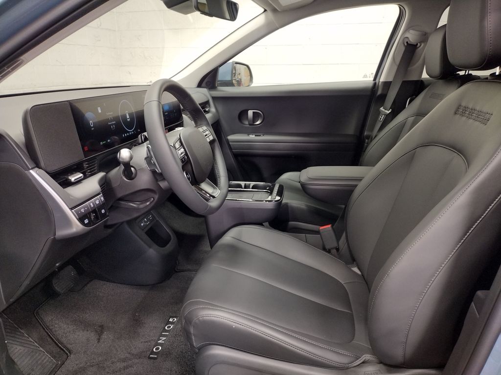2025 Hyundai IONIQ 5 SEL