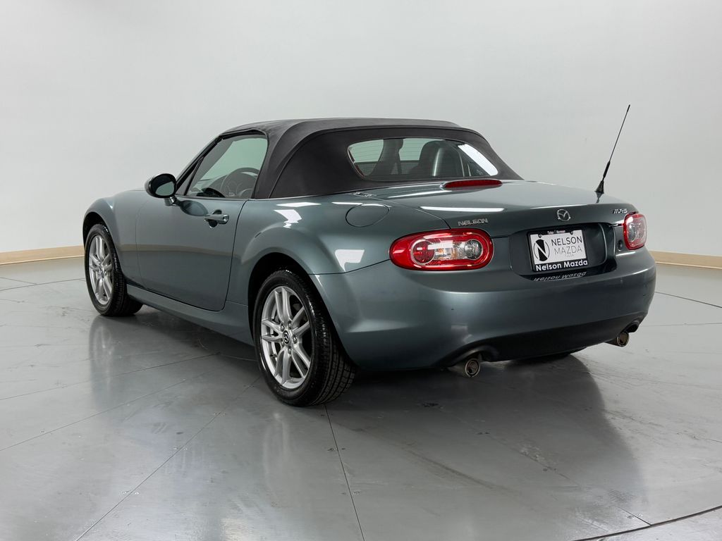 Used 2013 Gray Mazda Sport image 9
