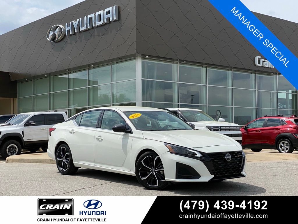 2024 Nissan Altima 2.5 SR FWD