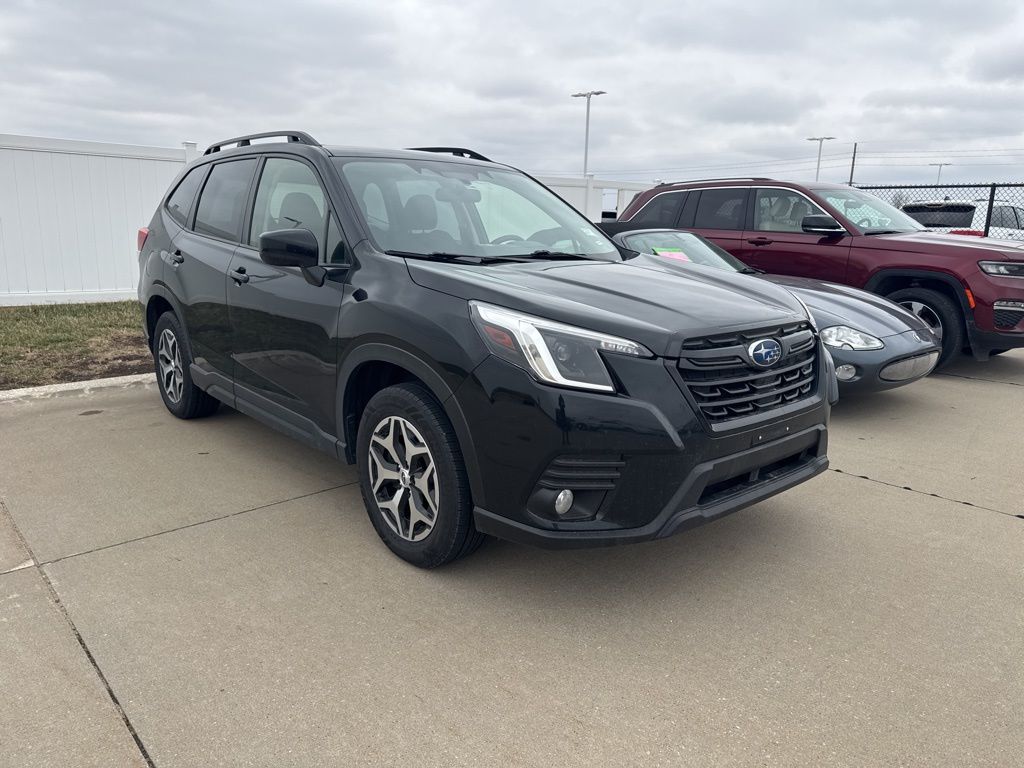 2023 Subaru Forester Premium Crossover AWD