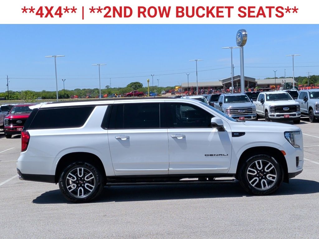 2022 GMC Yukon XL Denali - 9