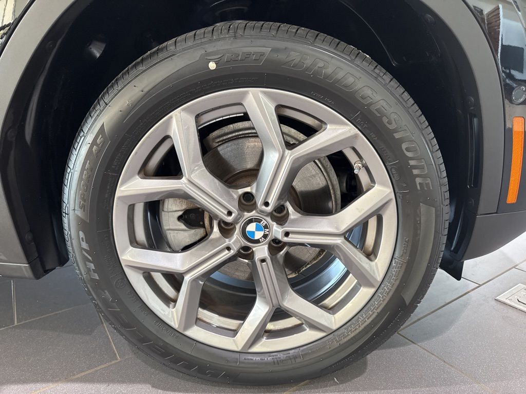 Thumbnail: 2024 BMW X3 - 13