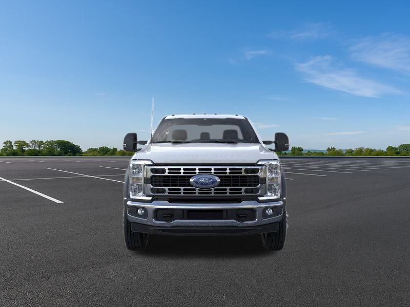 New 2025 Ford Super Duty F-600 Chassis Regular Cab (DRW) 169" Wheelbase XL