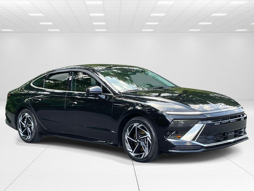 Onyx Black 2024 Hyundai Sonata Sedan Front-Wheel Drive 8-Speed Automatic