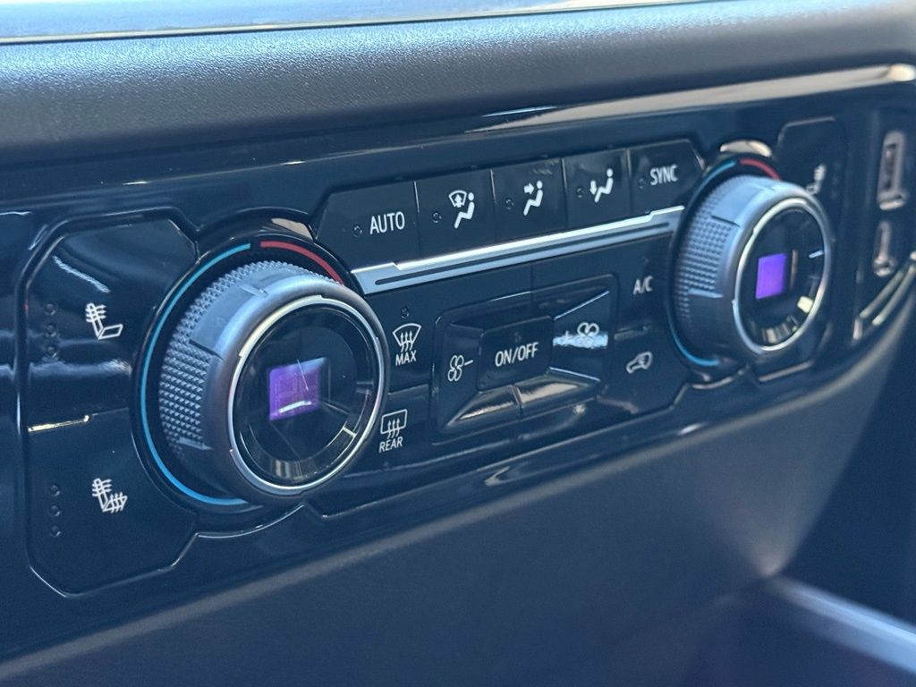 Used 2022 Gray Chevrolet RST image 32