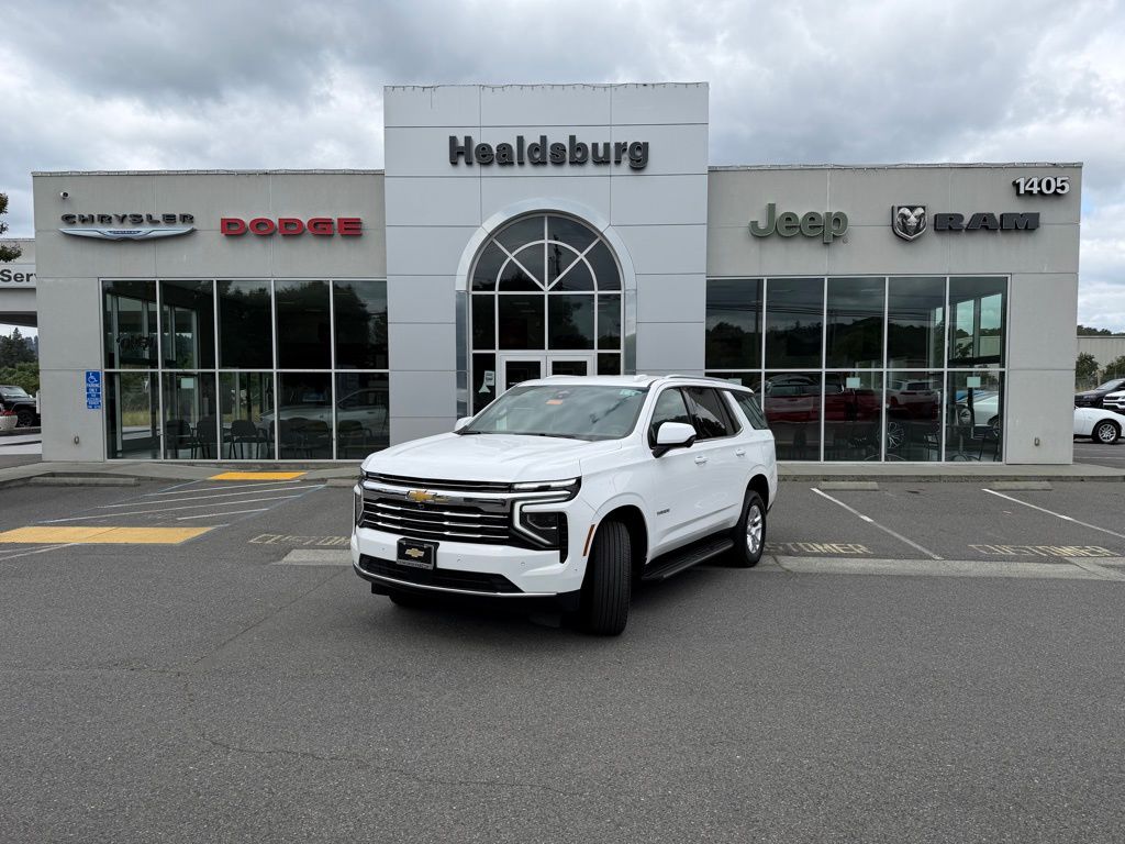 Summit White 2025 Chevrolet Tahoe SUV / Crossover Four-Wheel Drive