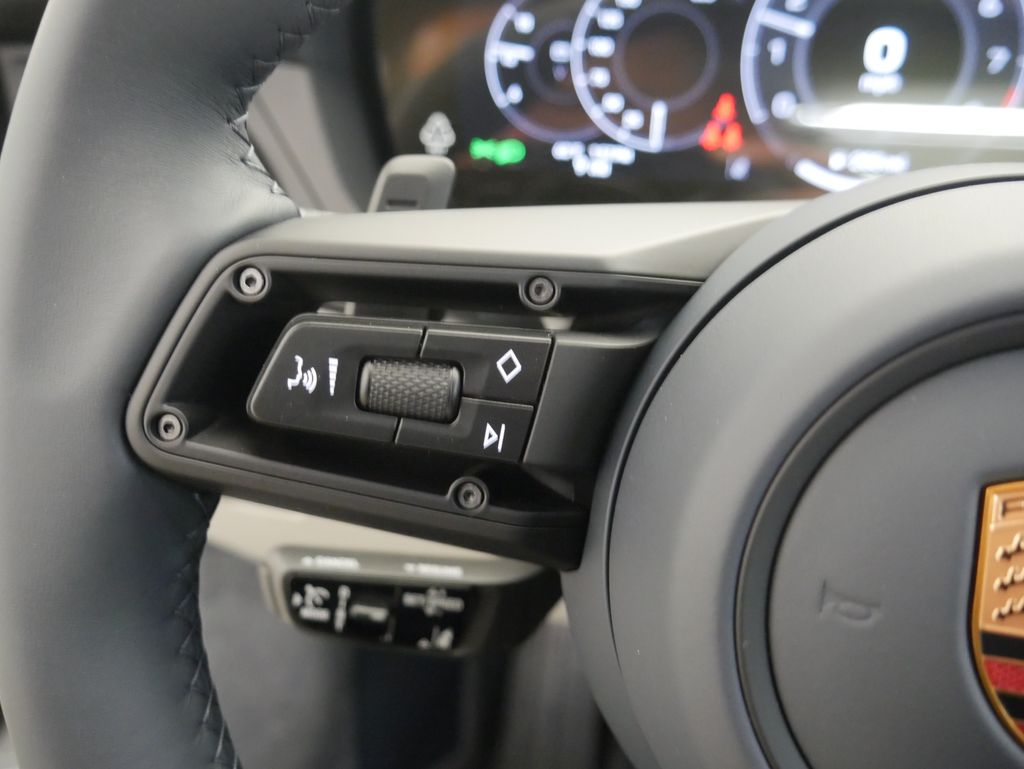 Thumbnail: 2026 Porsche 911 - 22