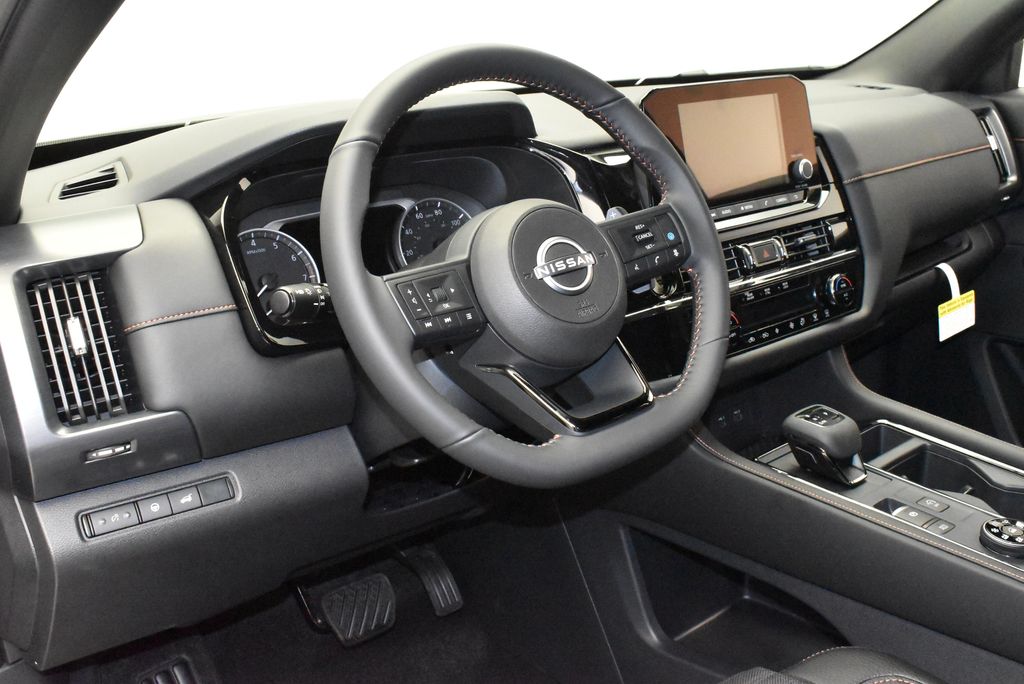 2025 Nissan Pathfinder Rock Creek 18