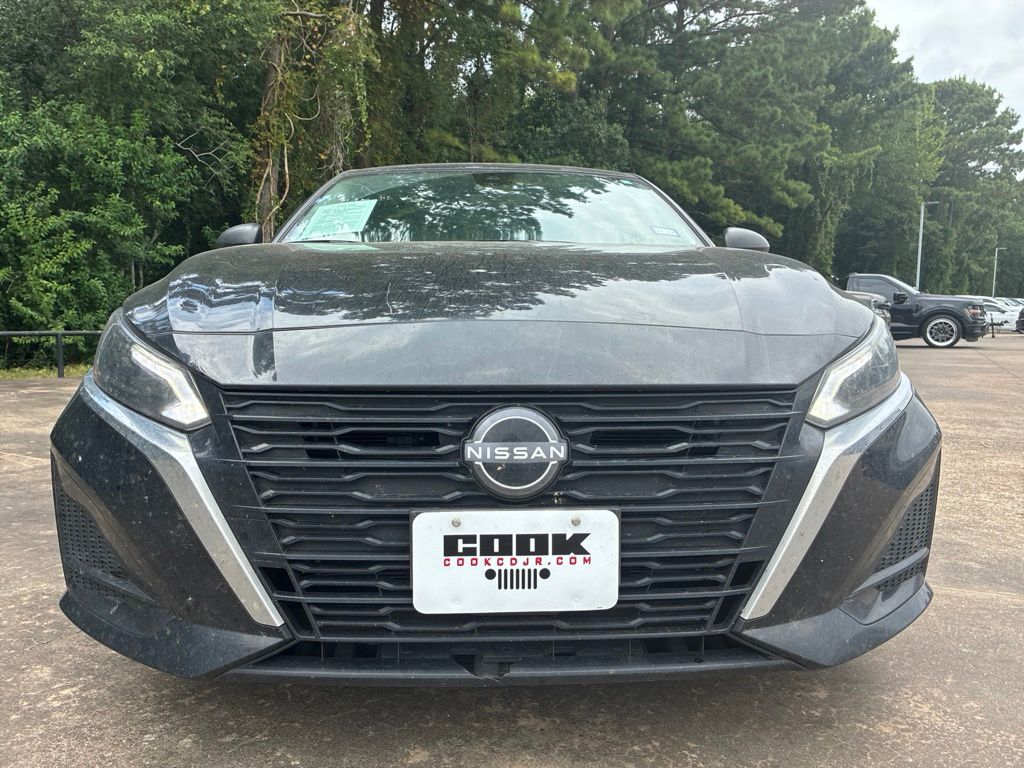 2025 Nissan Altima 2.5 S Black at Central Houston Nissan