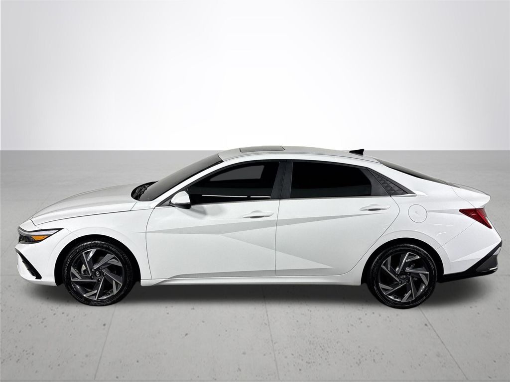 2024 Hyundai Elantra Hybrid Limited