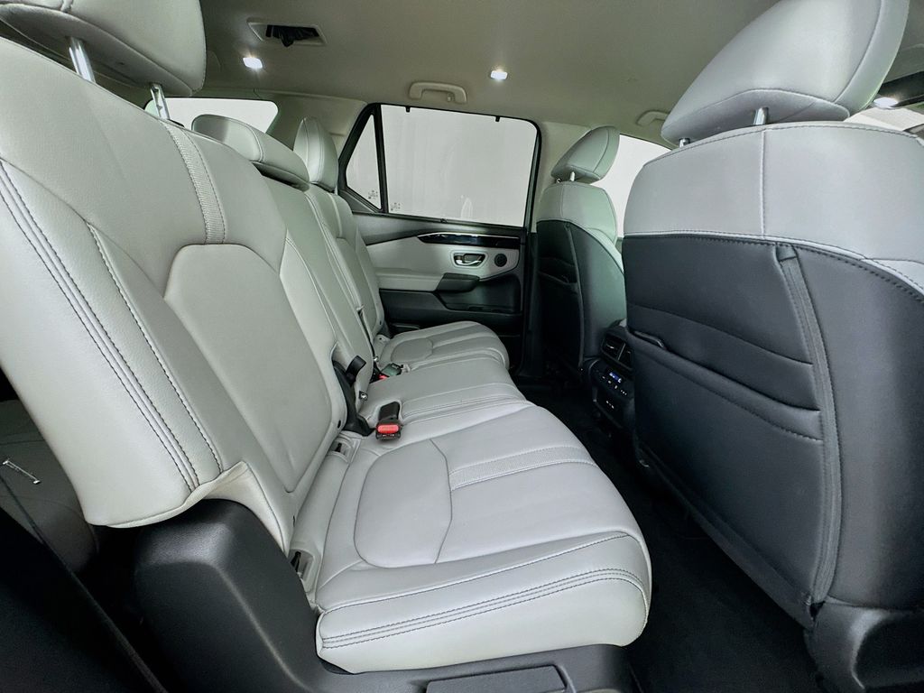 Used Car 2025 Honda Pilot  Ex-l For Sale Under $40,000 In Austin, Texas