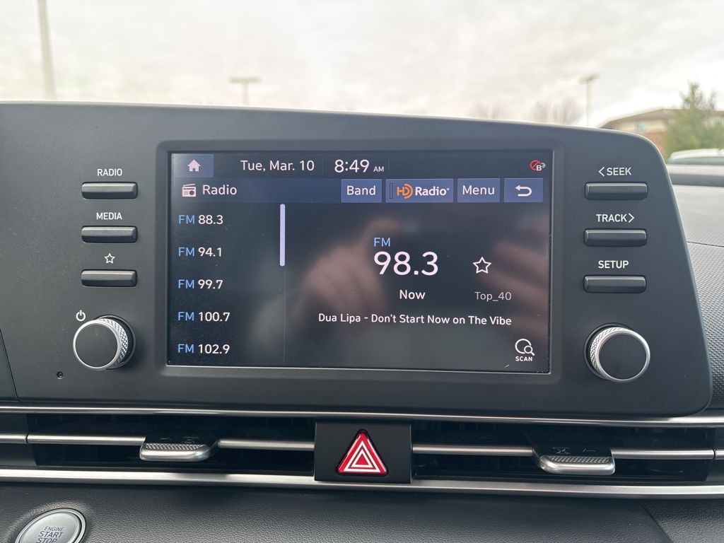 Used 2023 Hyundai Elantra Sedan