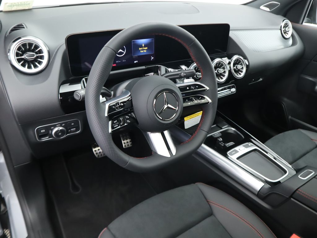 2025 Mercedes-Benz GLA 250 9