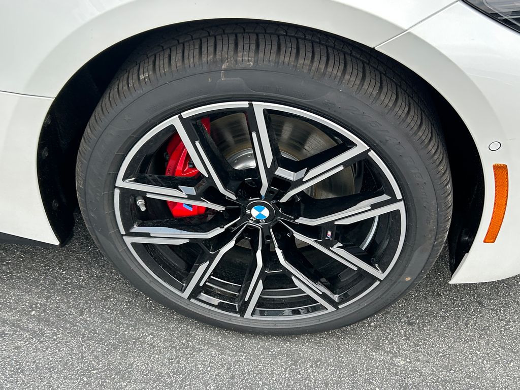 Thumbnail: 2025 BMW i4 - 3