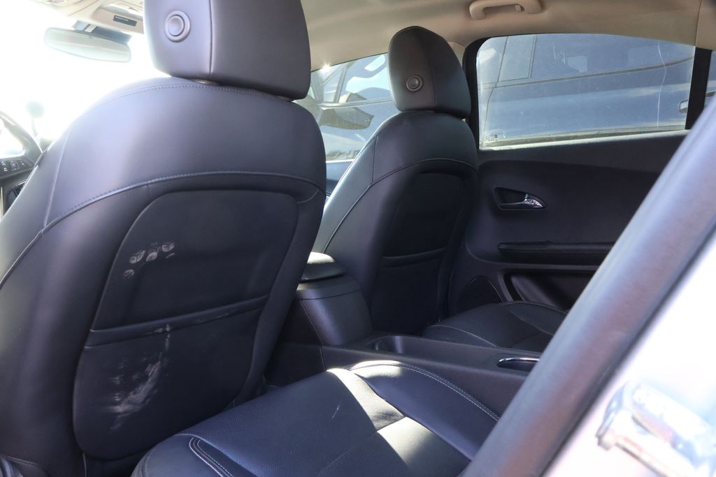 Thumbnail: 2012 Chevrolet Volt - 26