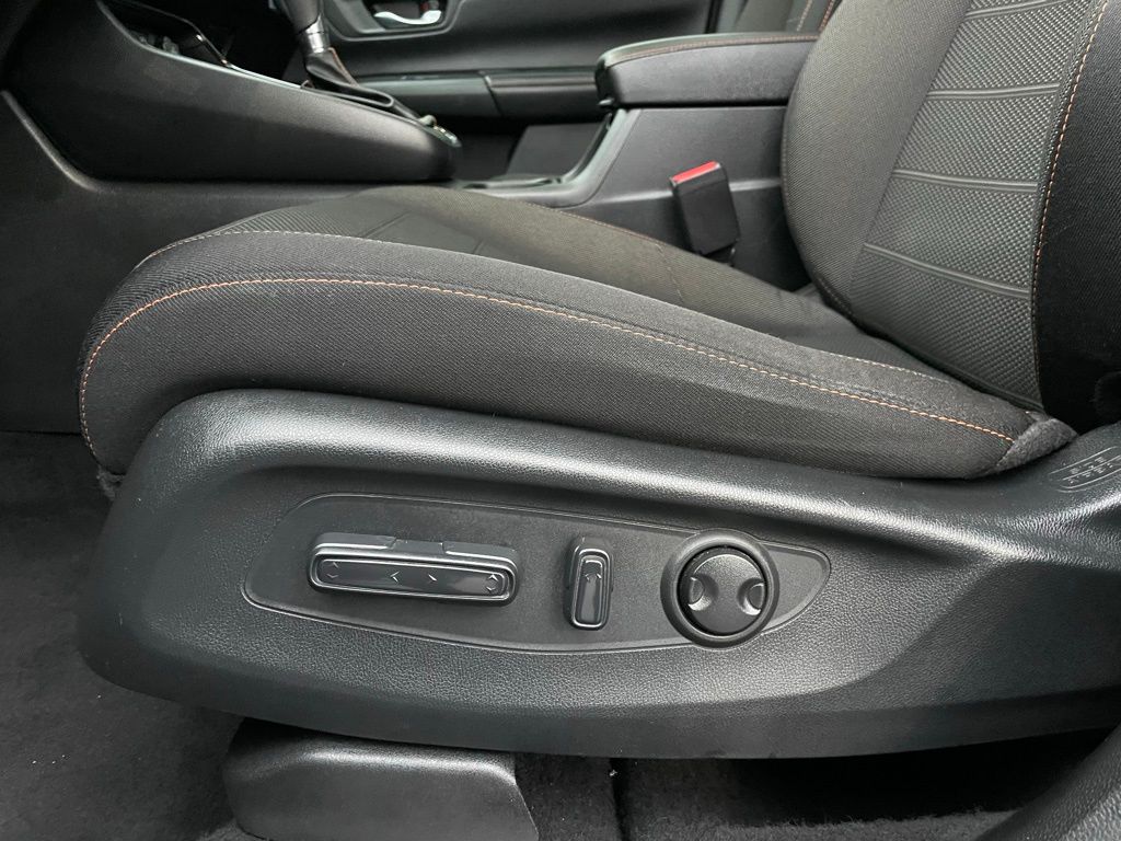 Thumbnail: 2023 Honda CR-V - 24