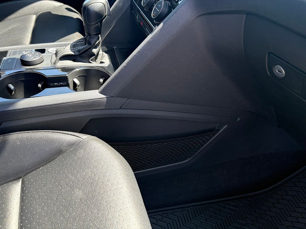 2022 Volkswagen Atlas 2.0T SEL