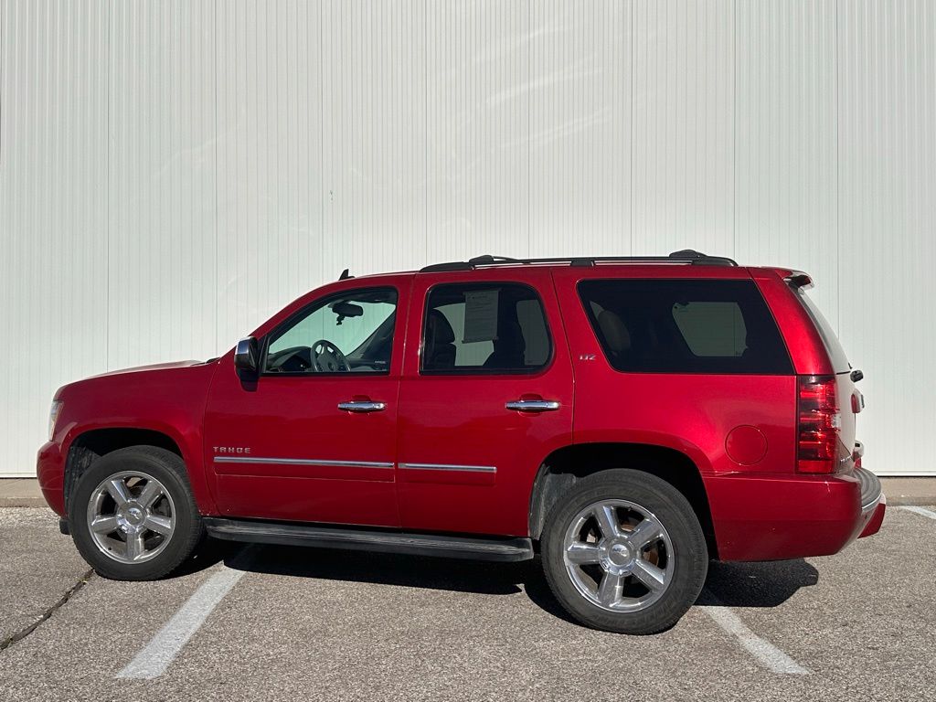 View vehicle photo 3