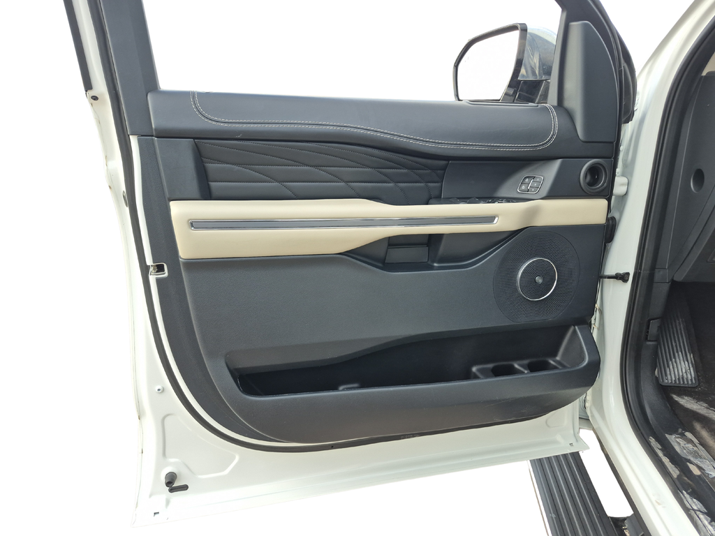 2021 Ford Expedition Platinum White at Bayway Cadillac of The Woodlands