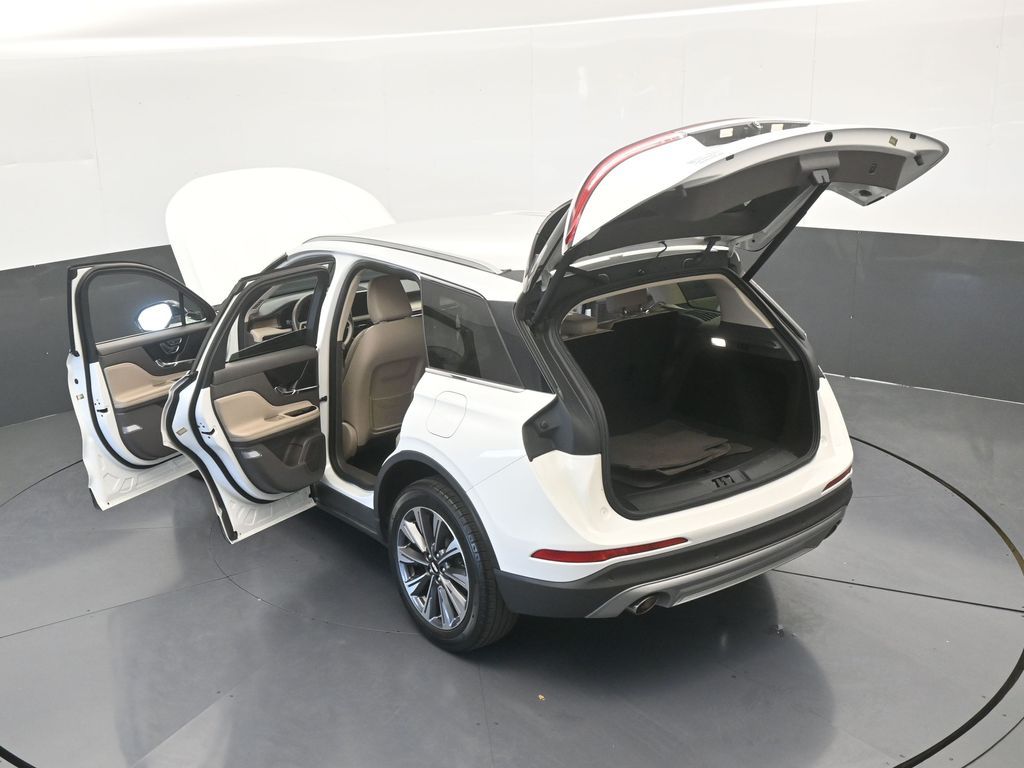 Used 2022 Pristine White Metallic Tri-Coat Lincoln Reserve image 72