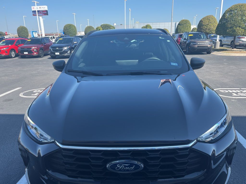 Thumbnail: 2023 Ford Escape - 2