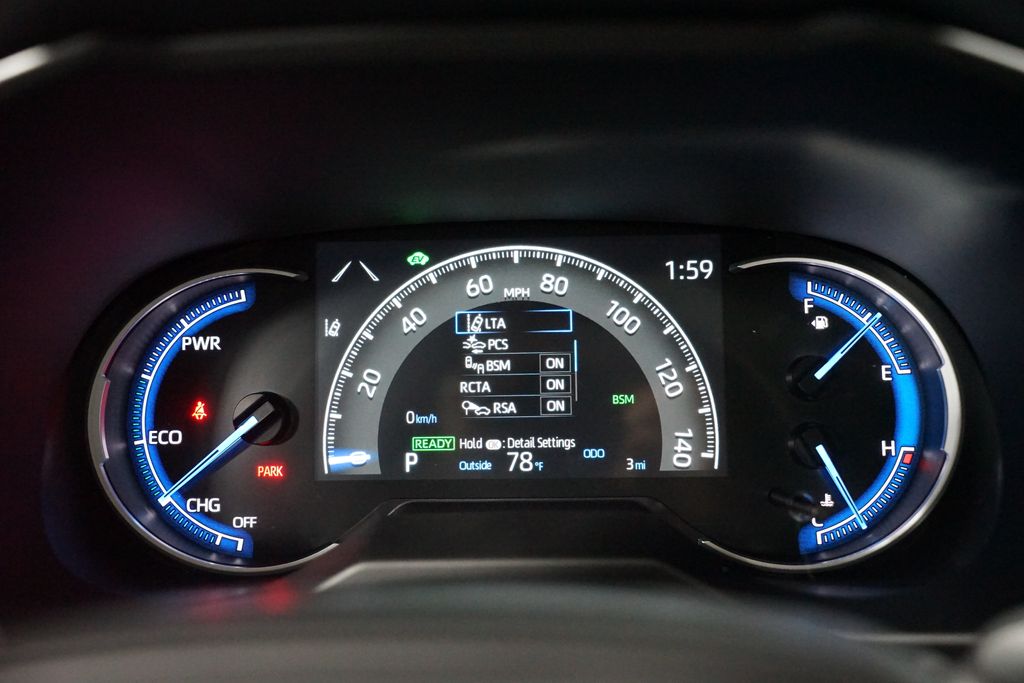 Thumbnail: 2025 Toyota RAV4 - 15